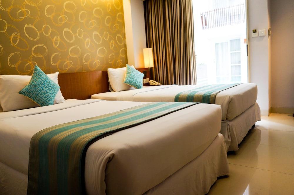 Holiday Inn Express Bali Sunset Road By Ihg Kuta Lombok Extérieur photo