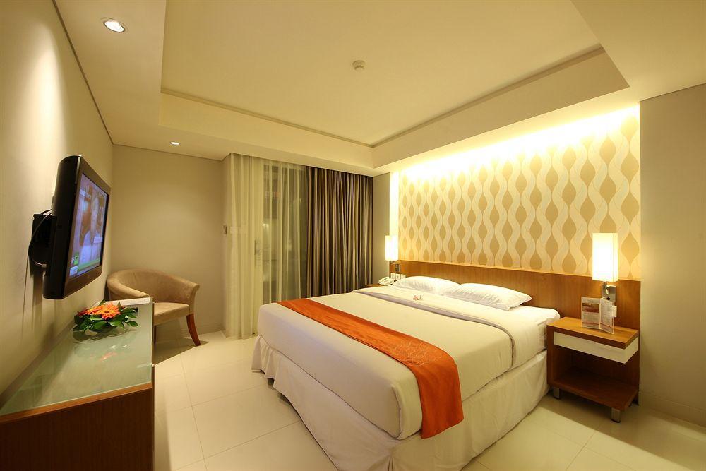 Holiday Inn Express Bali Sunset Road By Ihg Kuta Lombok Extérieur photo