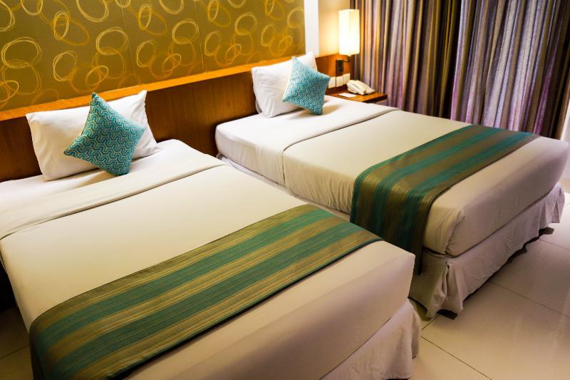Holiday Inn Express Bali Sunset Road By Ihg Kuta Lombok Extérieur photo