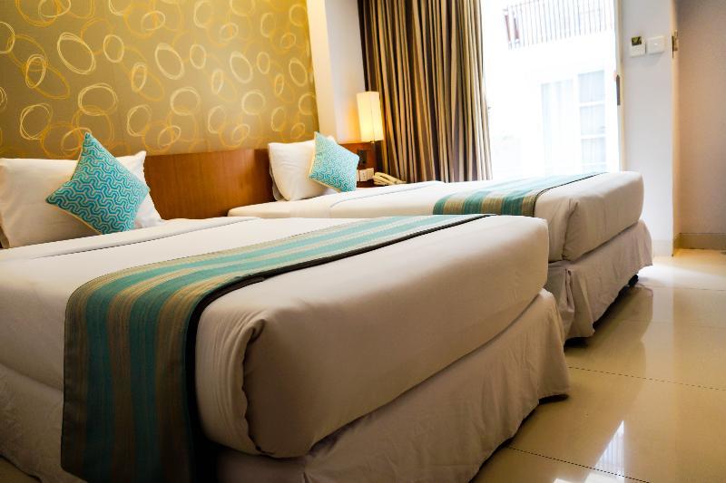 Holiday Inn Express Bali Sunset Road By Ihg Kuta Lombok Extérieur photo